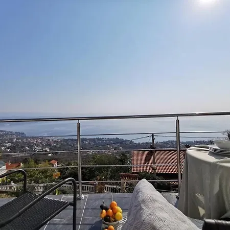 Appartement Mit 180° Meerblick