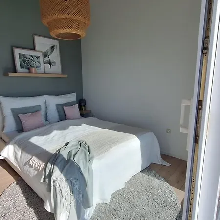 Mit 180° Meerblick Appartement Dobreć
